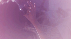 [Kép: AKumwMp8q2qc0EqpK-sjeQ.gif]