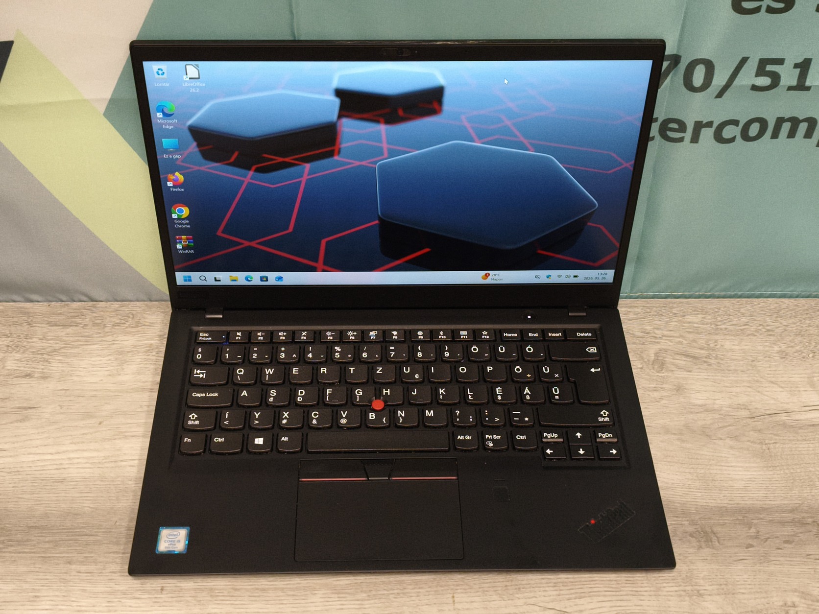  Lenovo X1 Carbon G6 i5-8350/8/256 vagy i7-8550/8/256